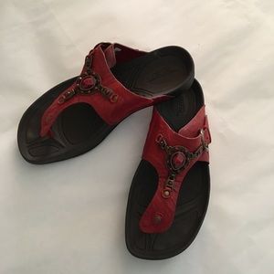 Earth Leather Sandals